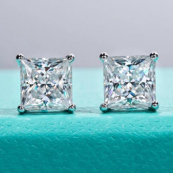 Certified 4ct. t.w. Moissanite Diamond Princess Cut Stud Earrings NEW - Picture 1 of 13